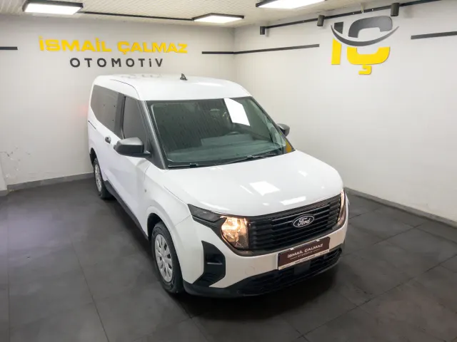 2025 FORD TOURNEO COURIER