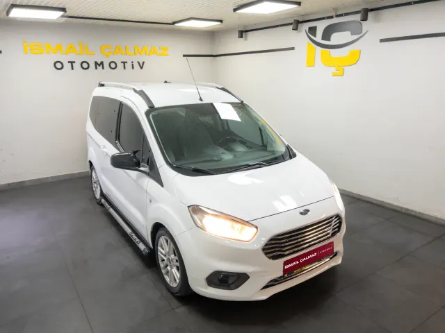 2022 FORD TOURNEO COURIER KOMBI