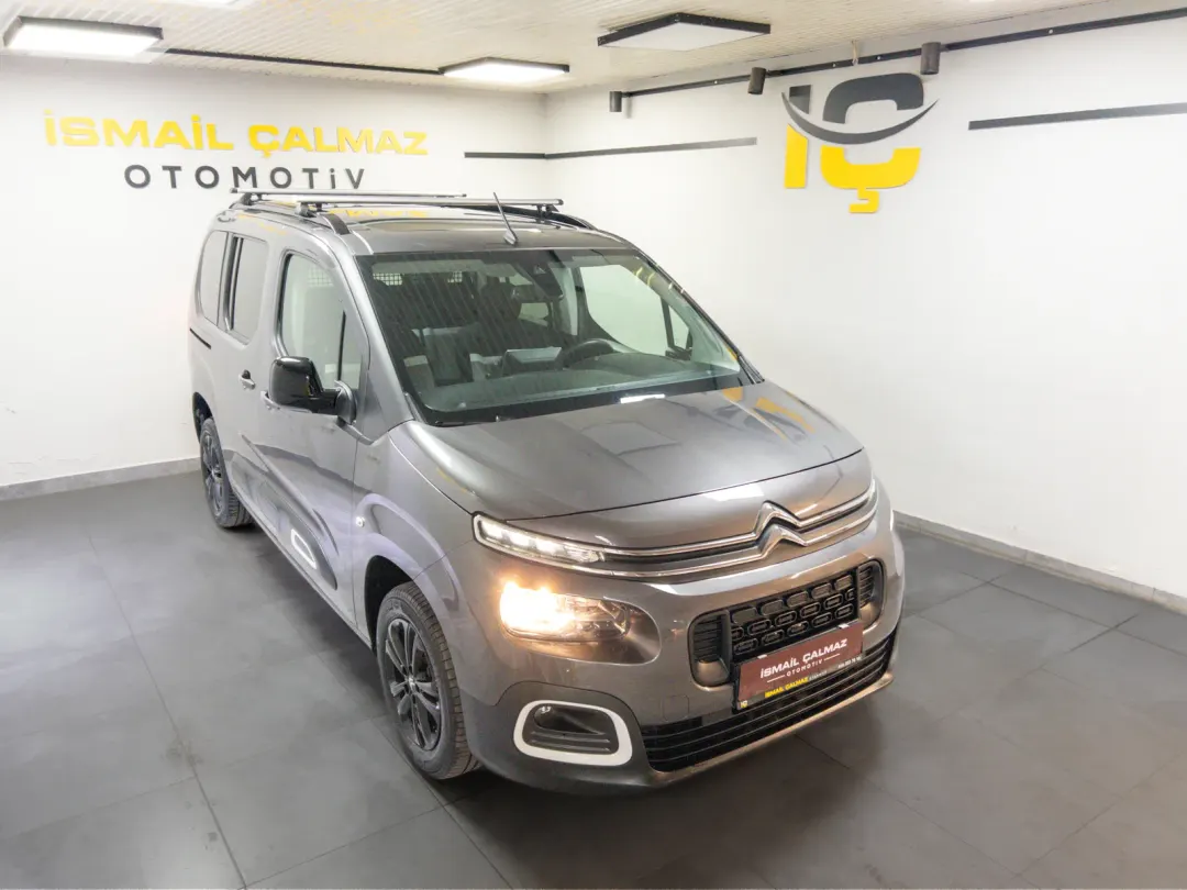 2023 CITROEN BERLINGO SHINE, Foto 1