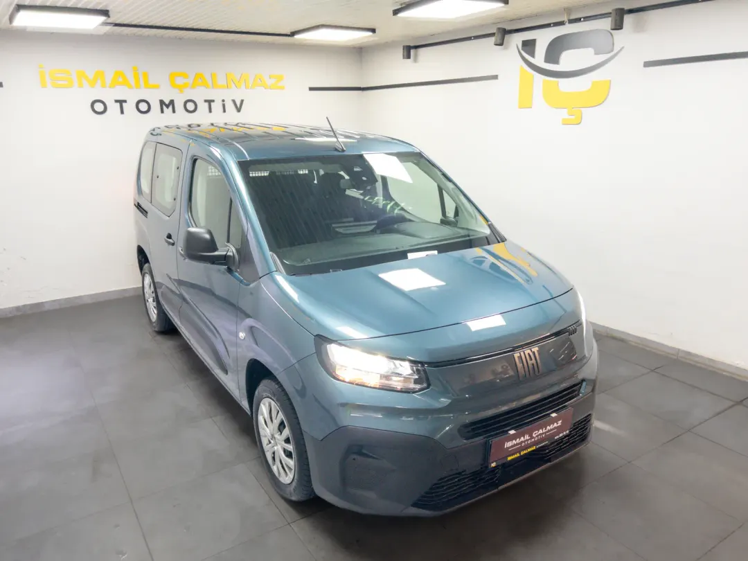 2025 FIAT DOBLO, fotoğraf 1