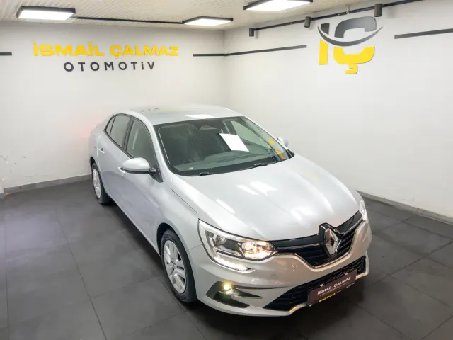2025 RENAULT (OYAK) MEGANE SEDAN TOUCH