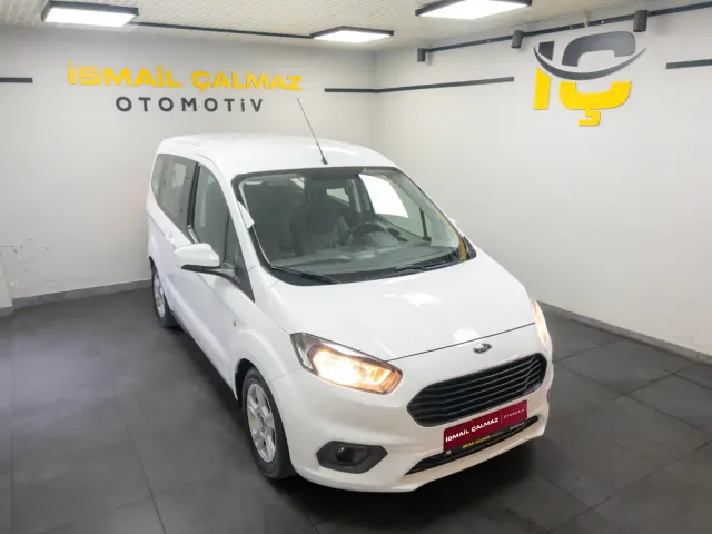2022 FORD TOURNEO COURIER KOMBI