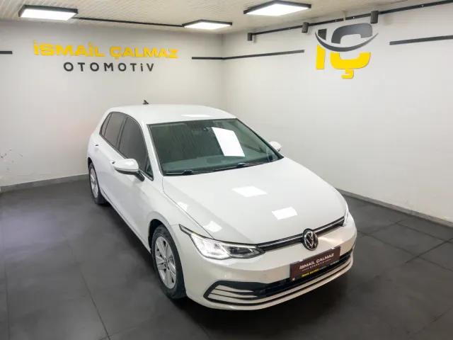 2022 VOLKSWAGEN GOLF