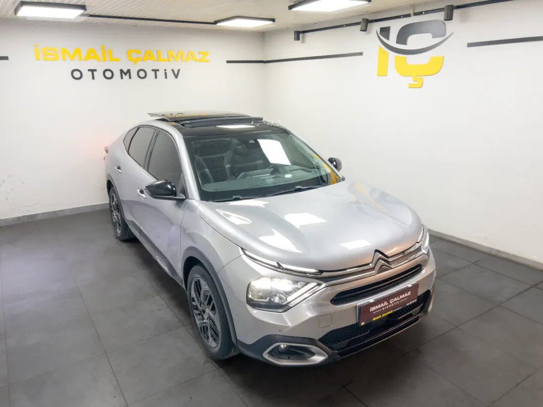 2023 CITROEN C4 X SHINE BOLD, Foto 1